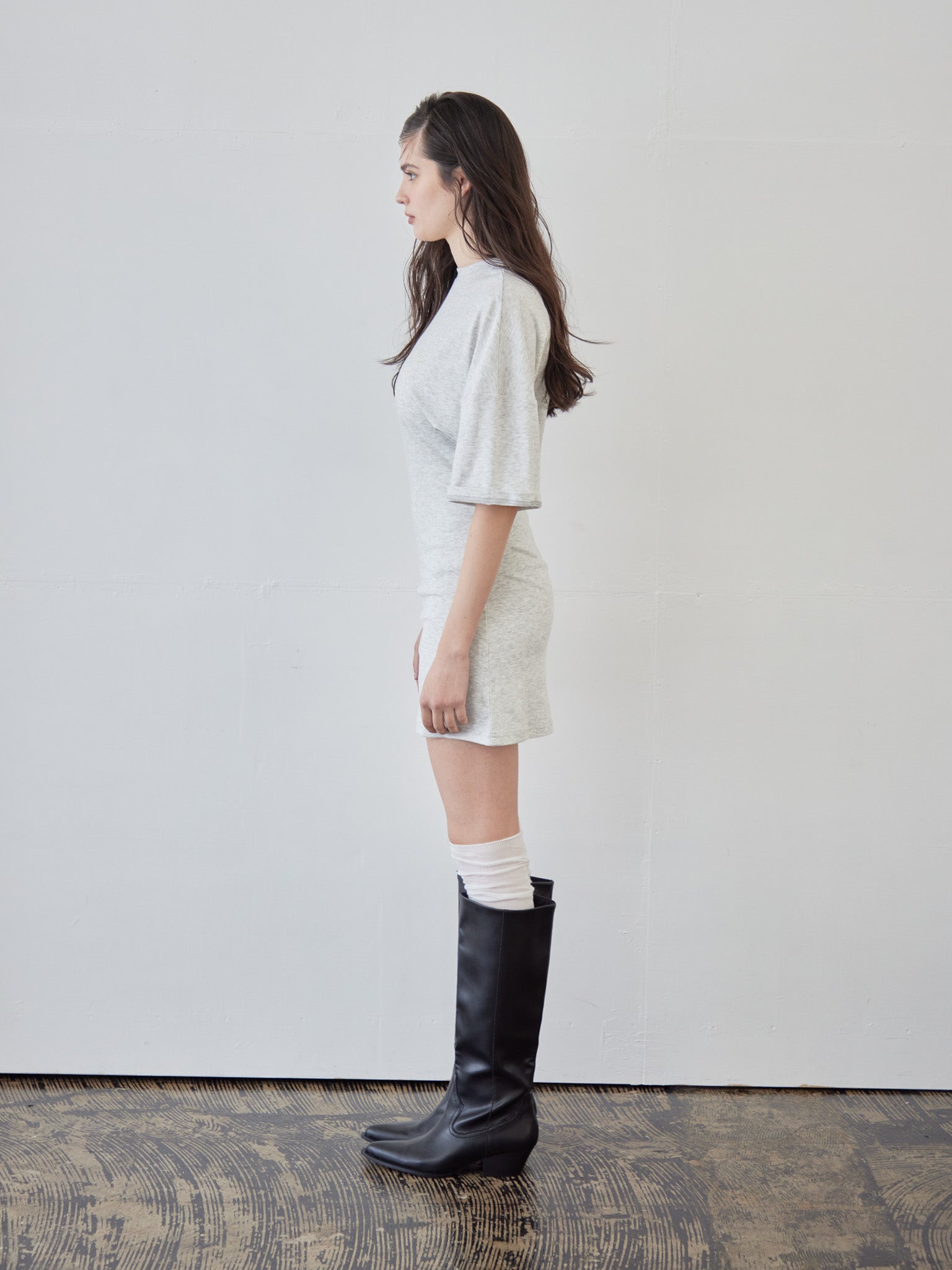 Logo T-shirt dress グレー size:M model:172cm GINEVRA