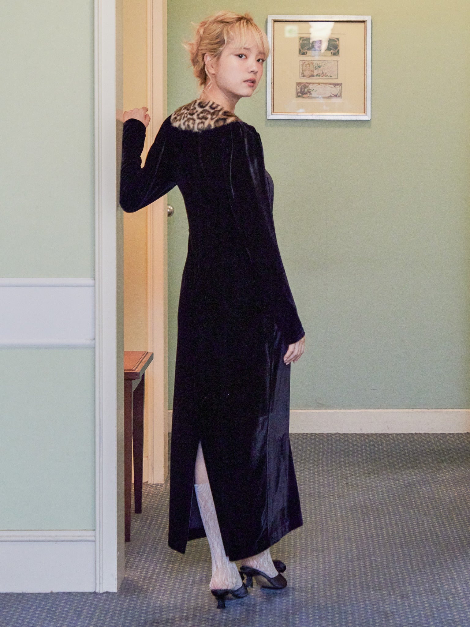 Ribbon embroidered velour dress & tippet ブラック size:M model:163cm MINAMI
