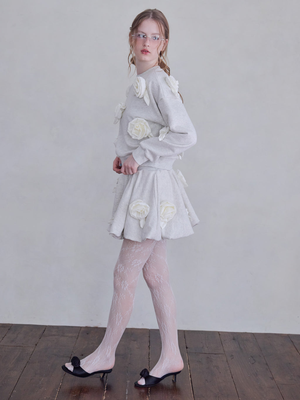 Many rose sweat top グレー size:M model:173cm ALINA