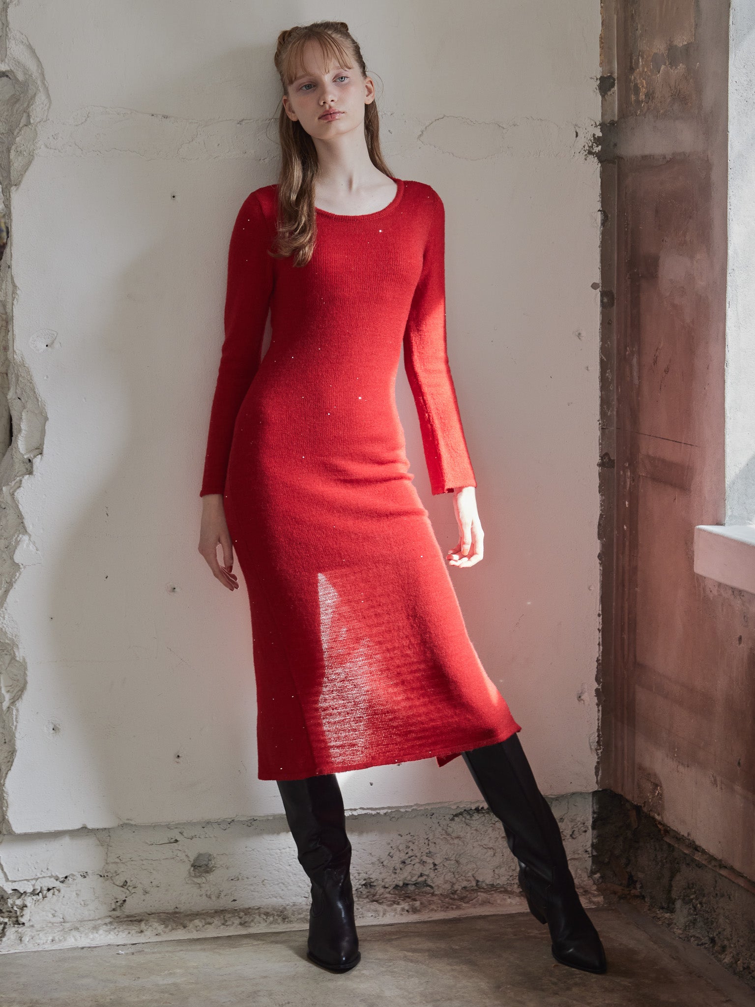 Back open shiny knit dress レッド size:M model:173cm DASHA.G