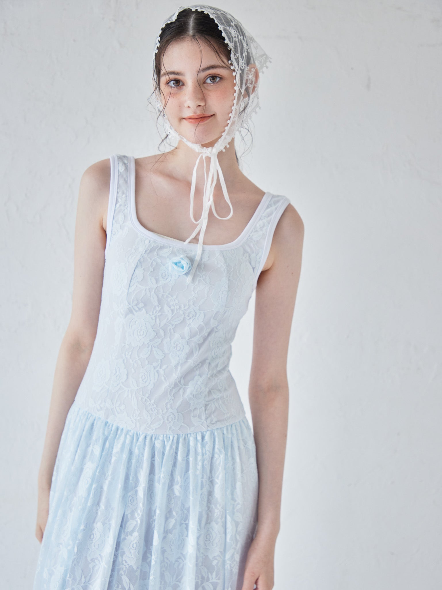 Low switching rose lace dress サックス size:M model:170cm ALICE
