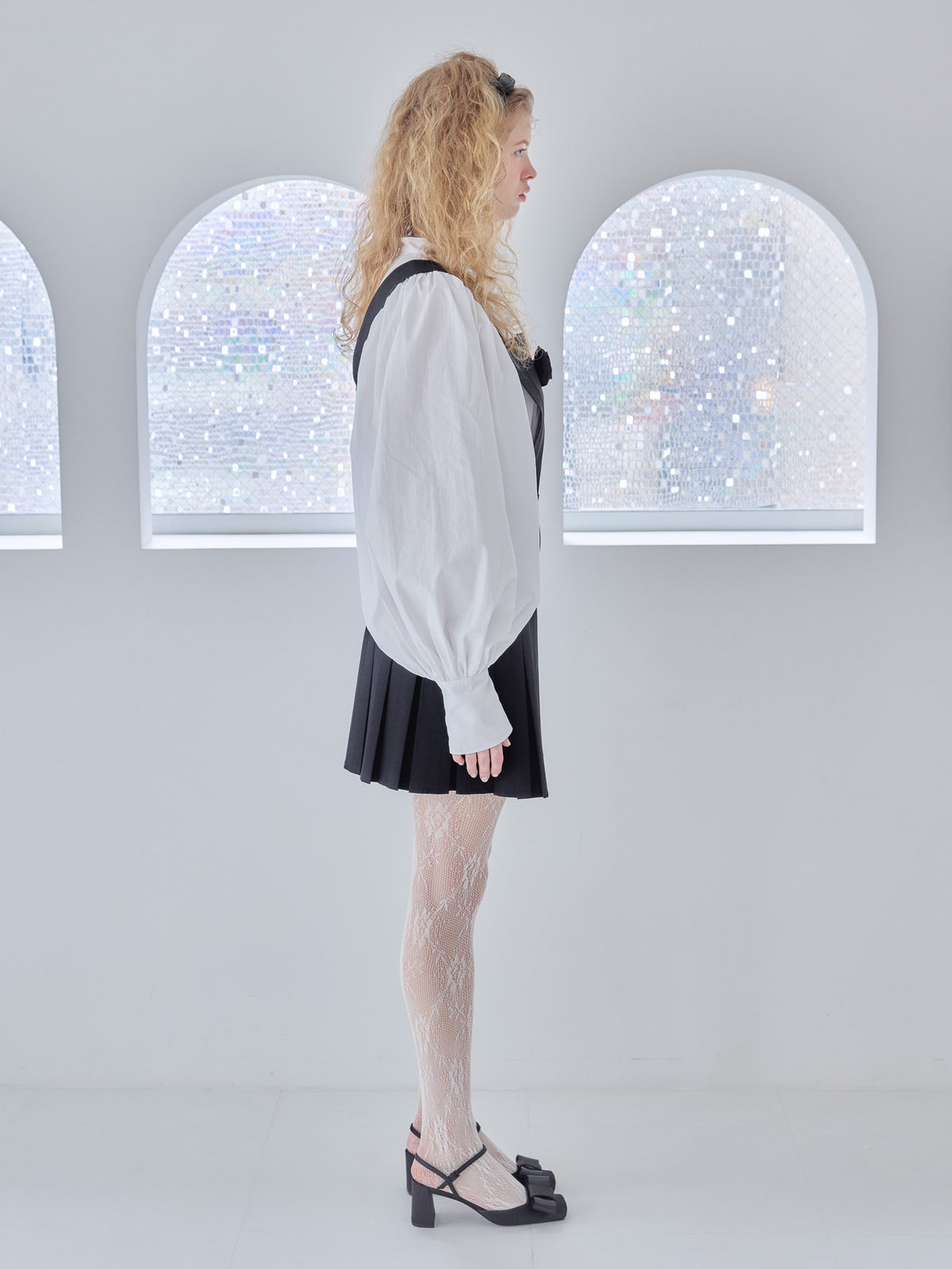 Rose pleated apron dress ブラック size:M model:173cm Olesia