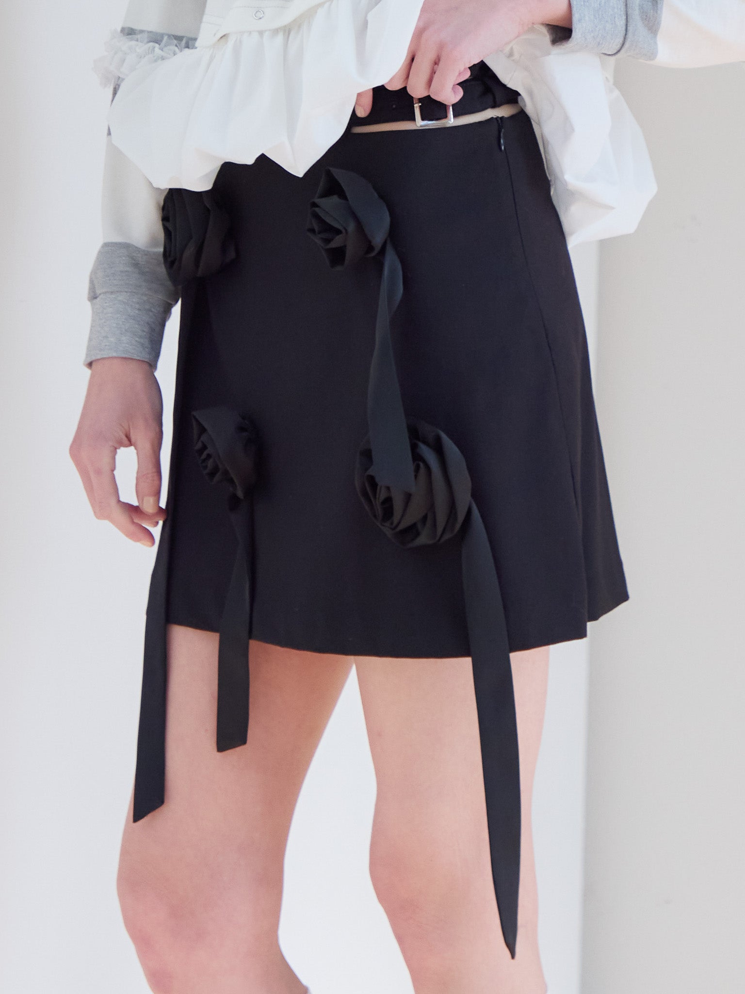 Rose mini skirt ブラック size:M model:174cm KATERYNA