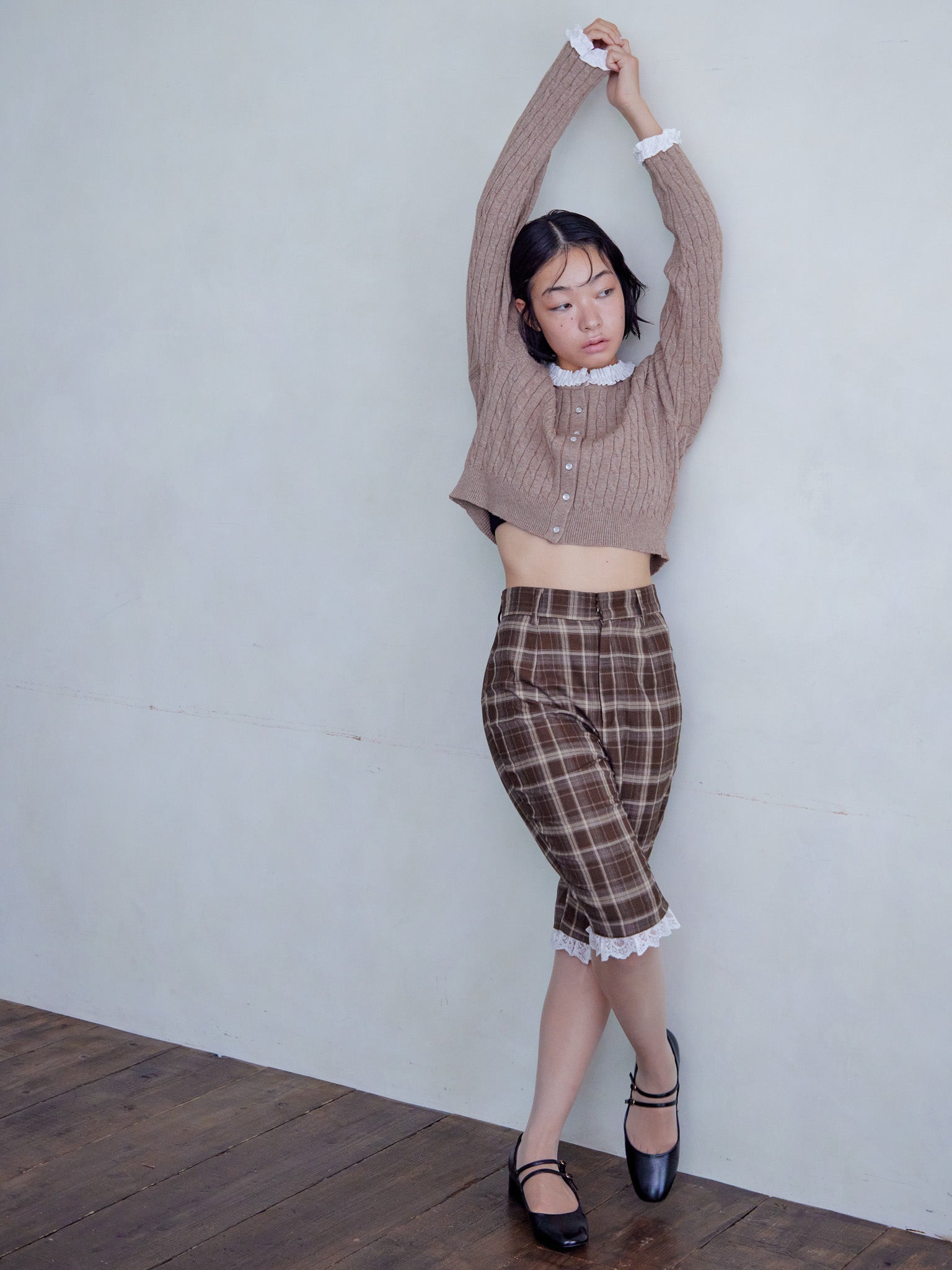 Hem lace sabrina pants ブラウン size:M model:161cm 富樫かなえ