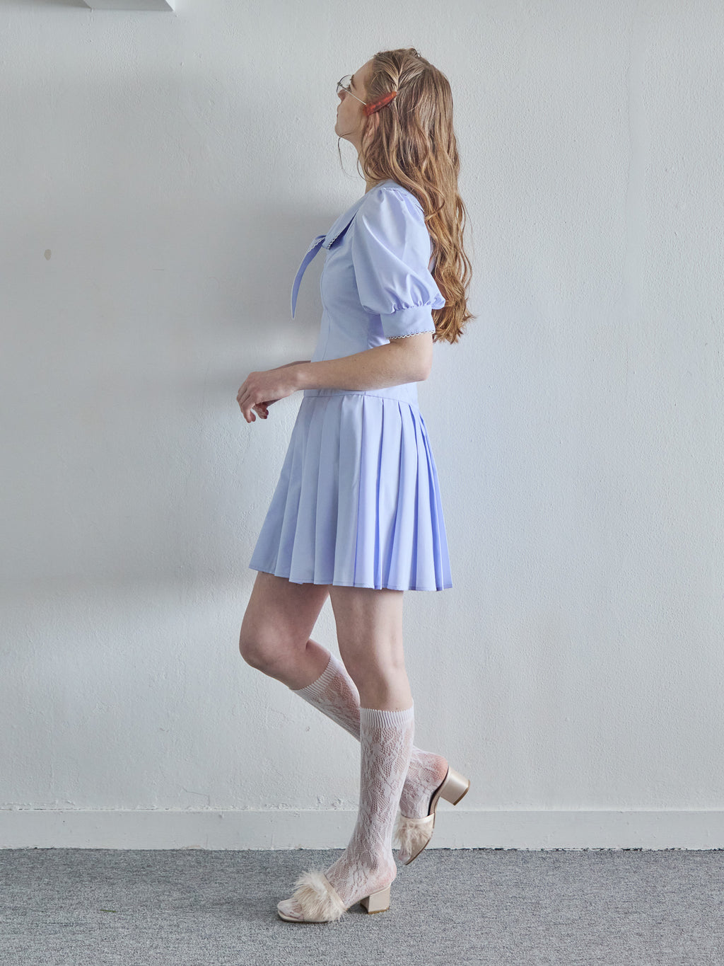 Low waist pleated mini dress ブルー size:M model:171cm ANIUTA