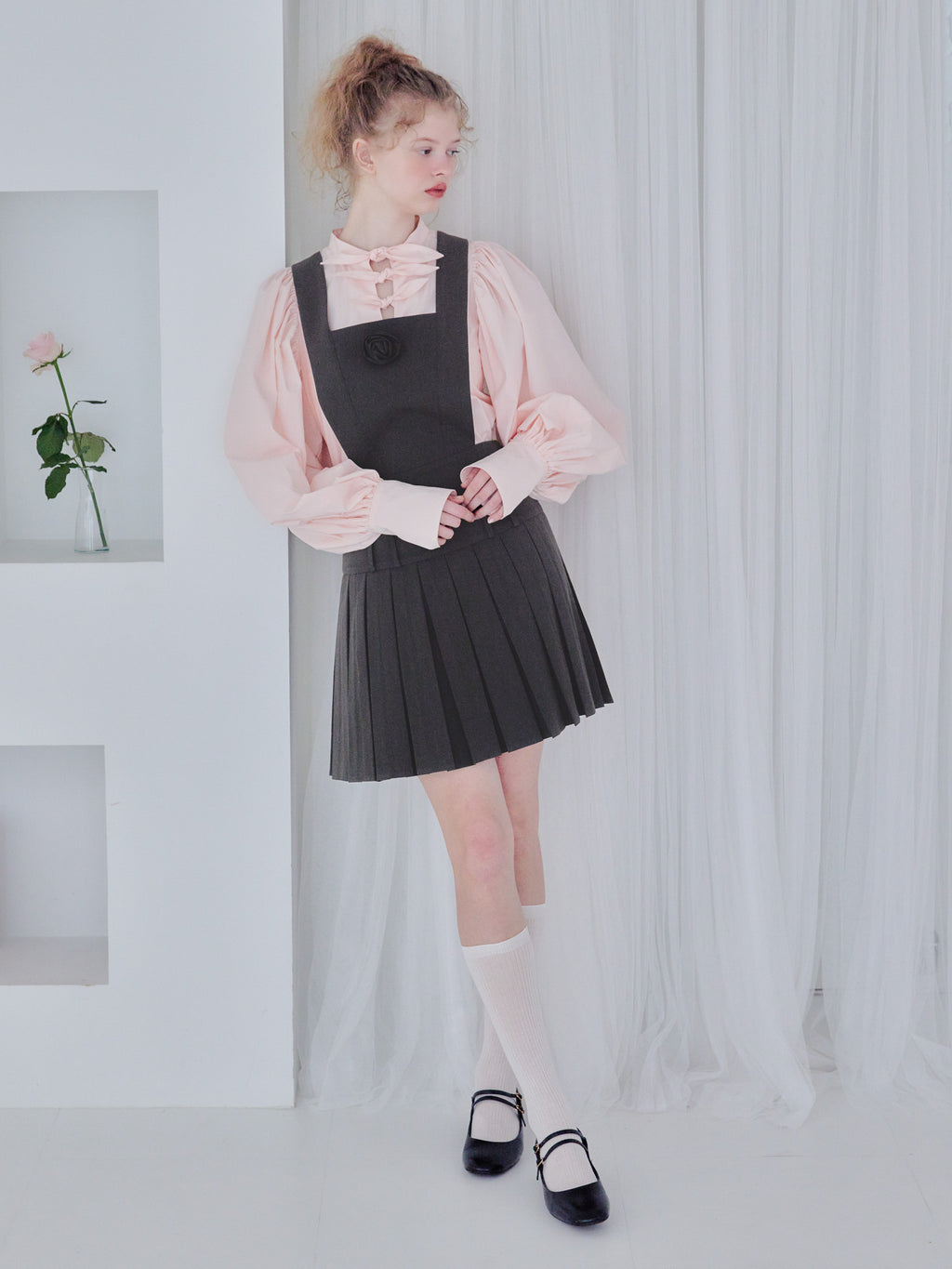 Many ribbon volume sleeve blouse ピンク size:M model:173cm Olesia