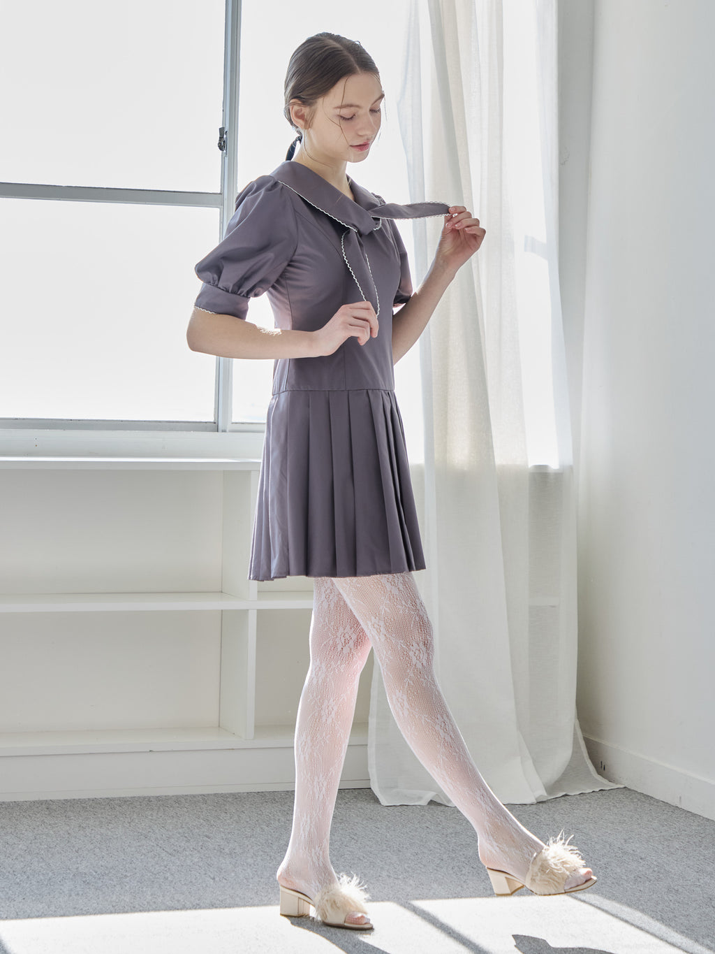 Low waist pleated mini dress グレー size:M model:171cm ANIUTA