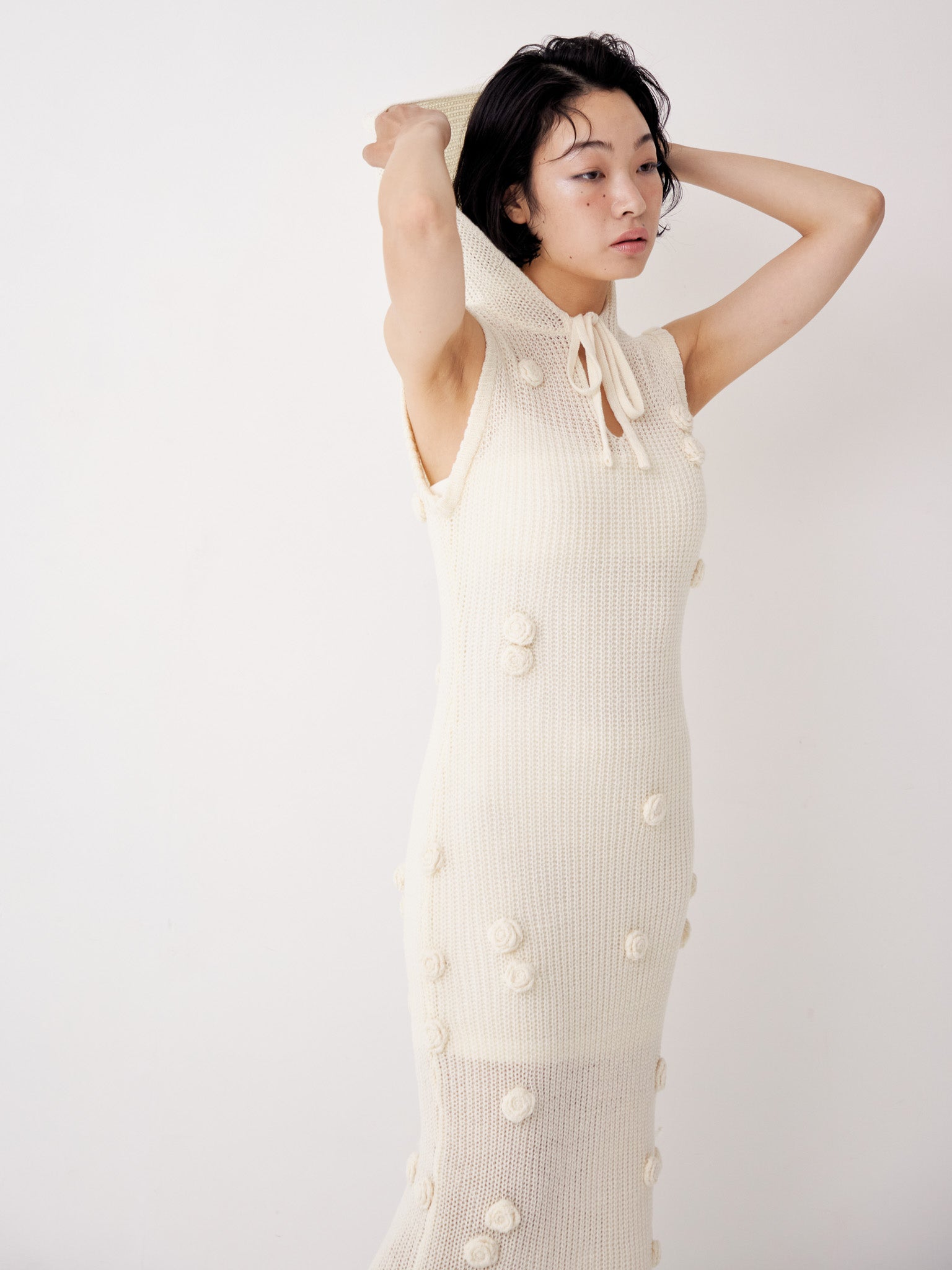 Rose knit hoodie dress ホワイト size:M model:161cm 富樫かなえ
