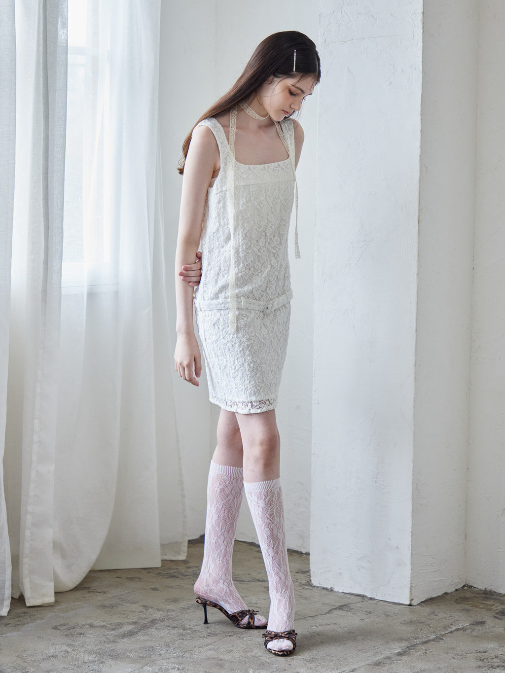 Low belt lace mini dress ホワイト size:M model:170cm ALICE