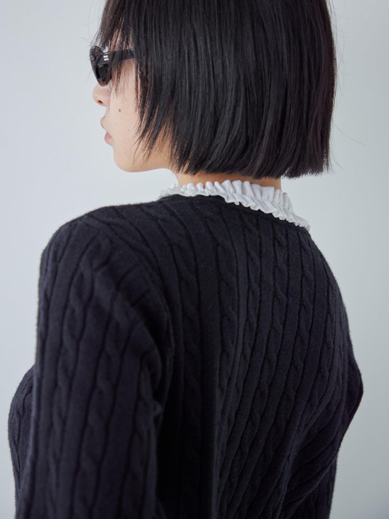 Frilly cable knit cardigan ブラック size:M model:161cm 富樫かなえ