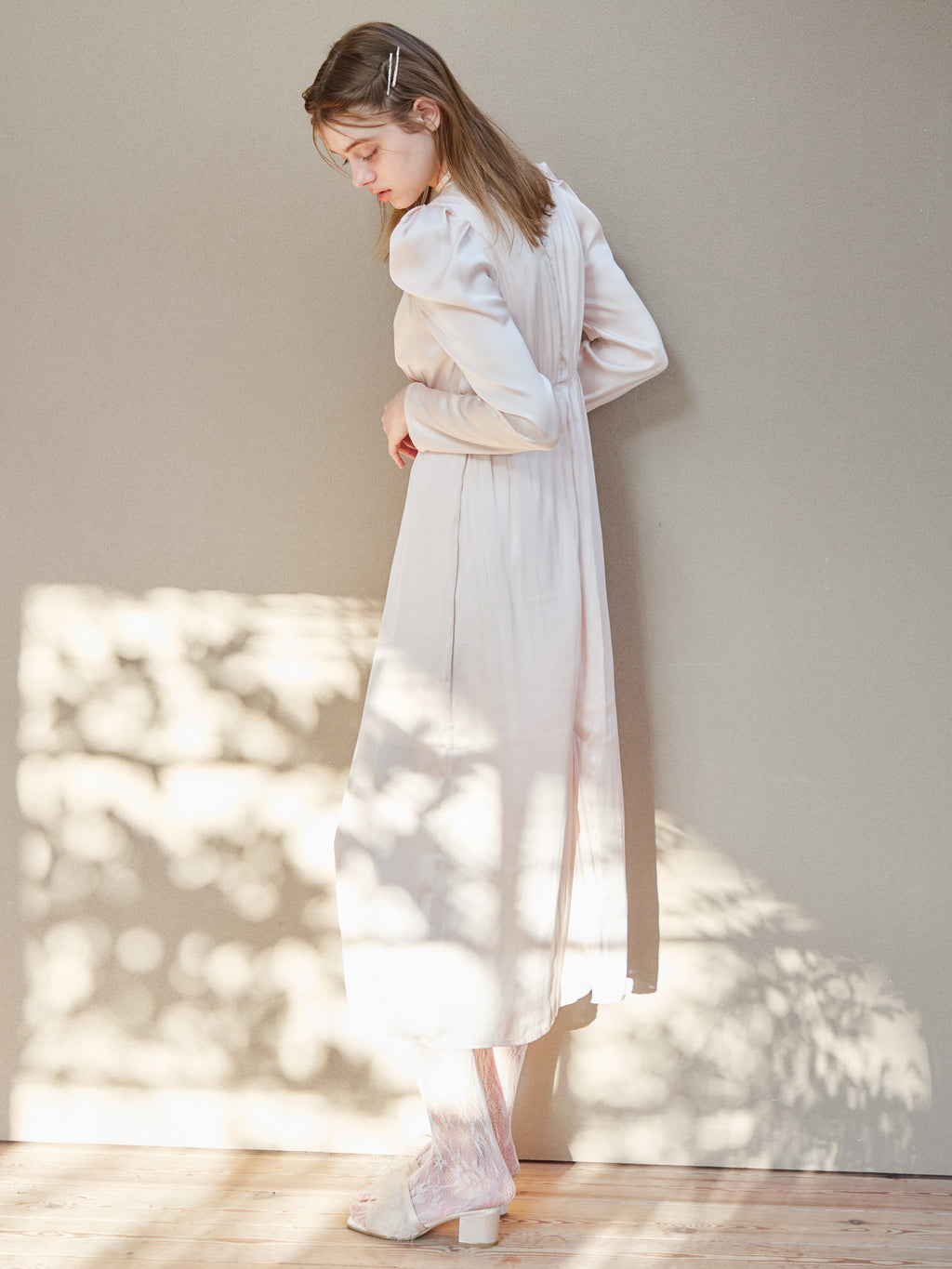Tulip embroidered dress ピンクベージュ size:M model:174cm KATERYNA