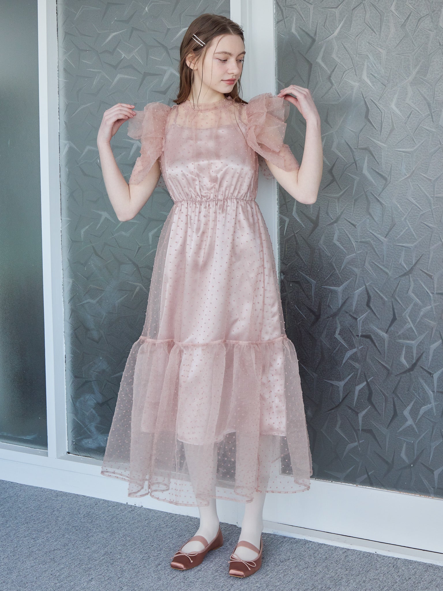 Dot organdy dress ピンクベージュ size:M model:171cm ANIUTA