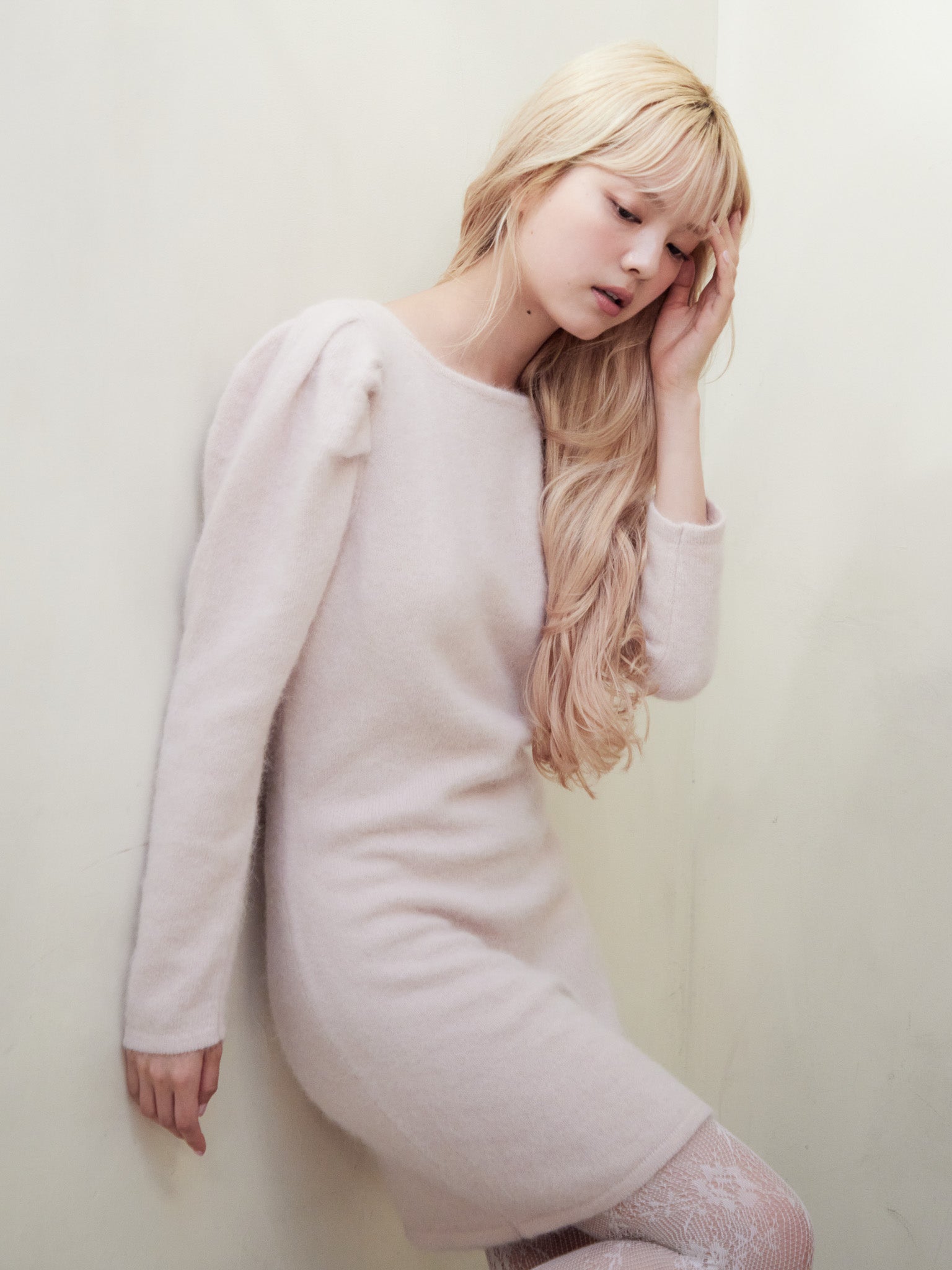 Sheer jacquard off shoulder blouse × Rose tulle mini skirtの