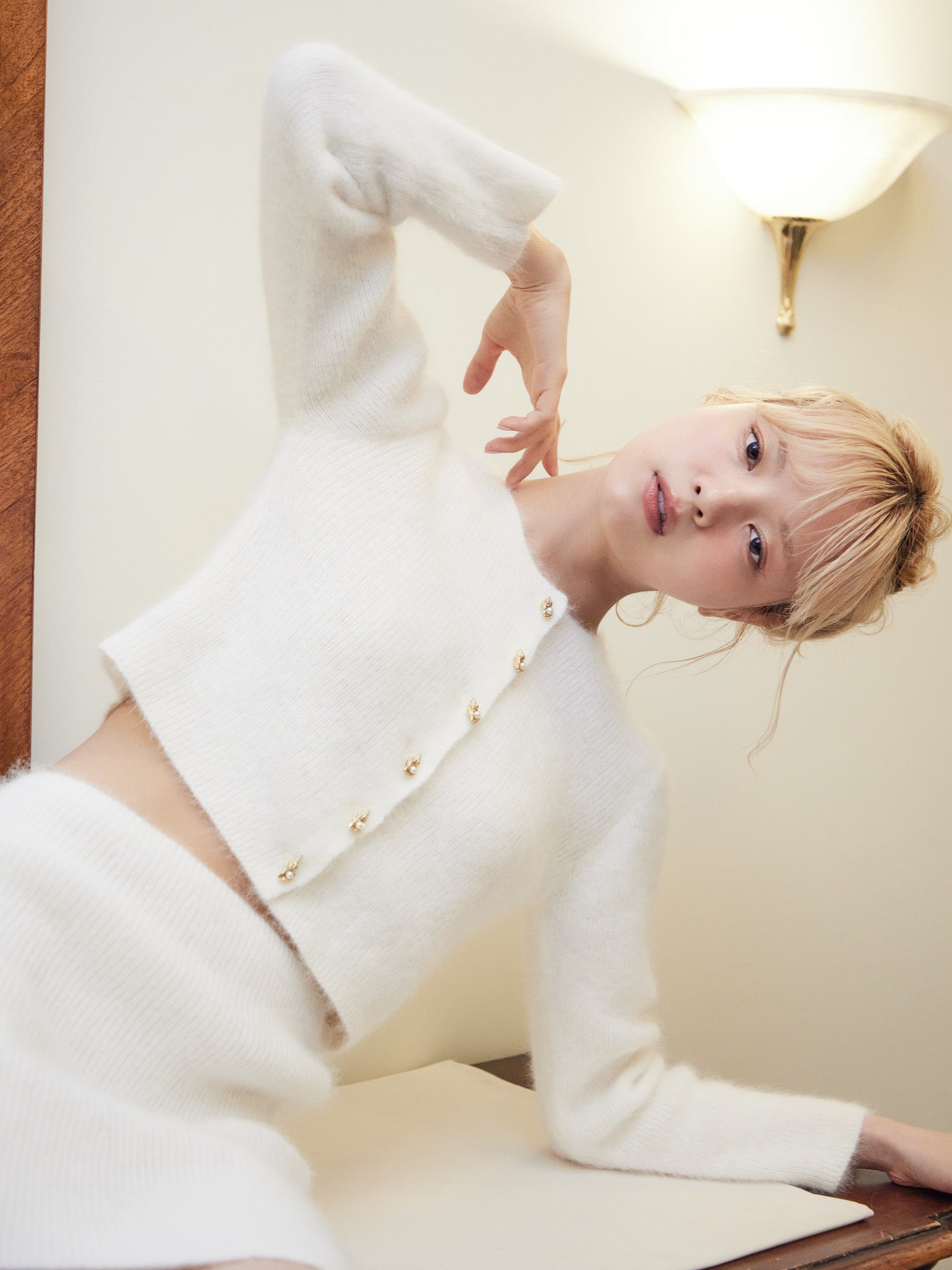 Shell button shaggy cardigan ホワイト size:M model:163cm MINAMI