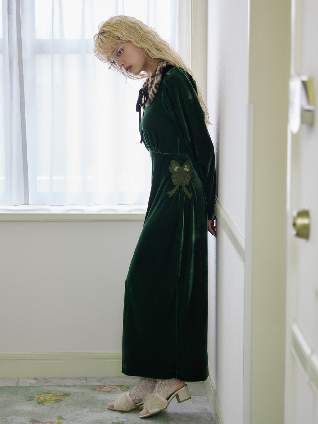Ribbon embroidered velour dress & tippet グリーン size:M model:163cm MINAMI