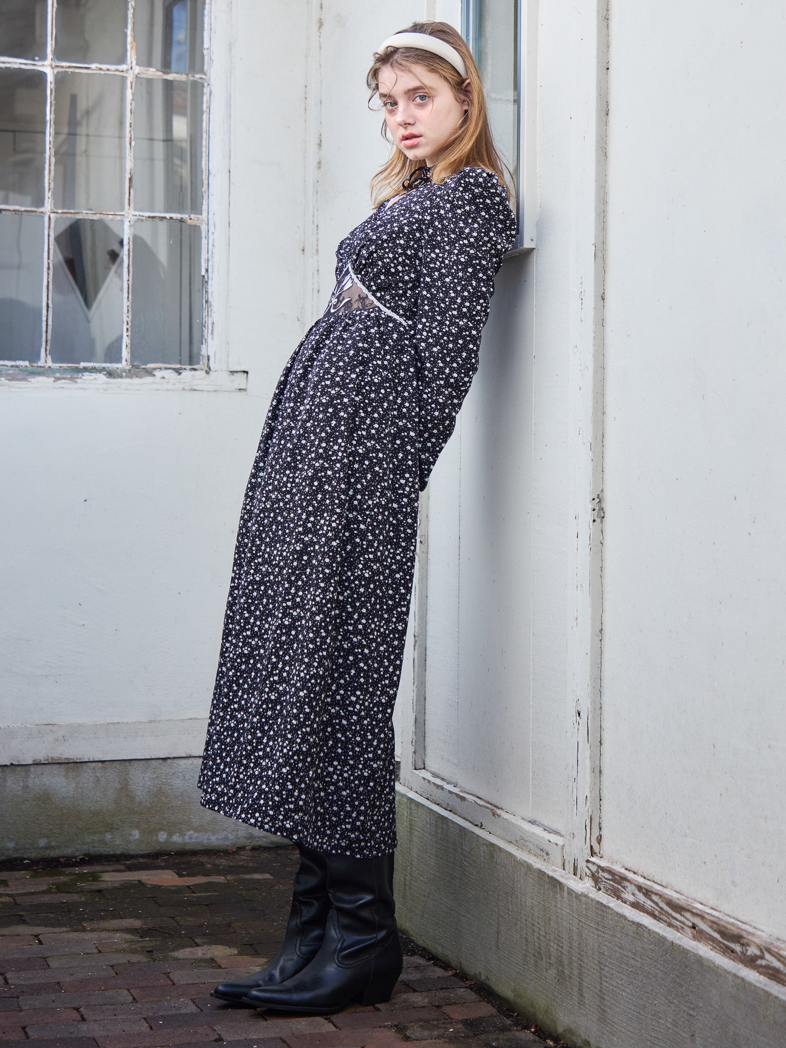 Tulip embroidered dress ブラック size:M model:174cm KATERYNA