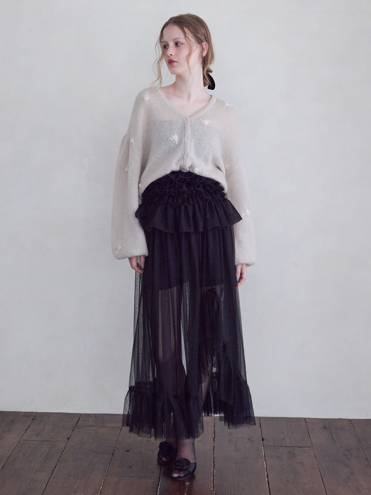 Many rose embroidery cardigan モカ size:M model:173cm ALINA