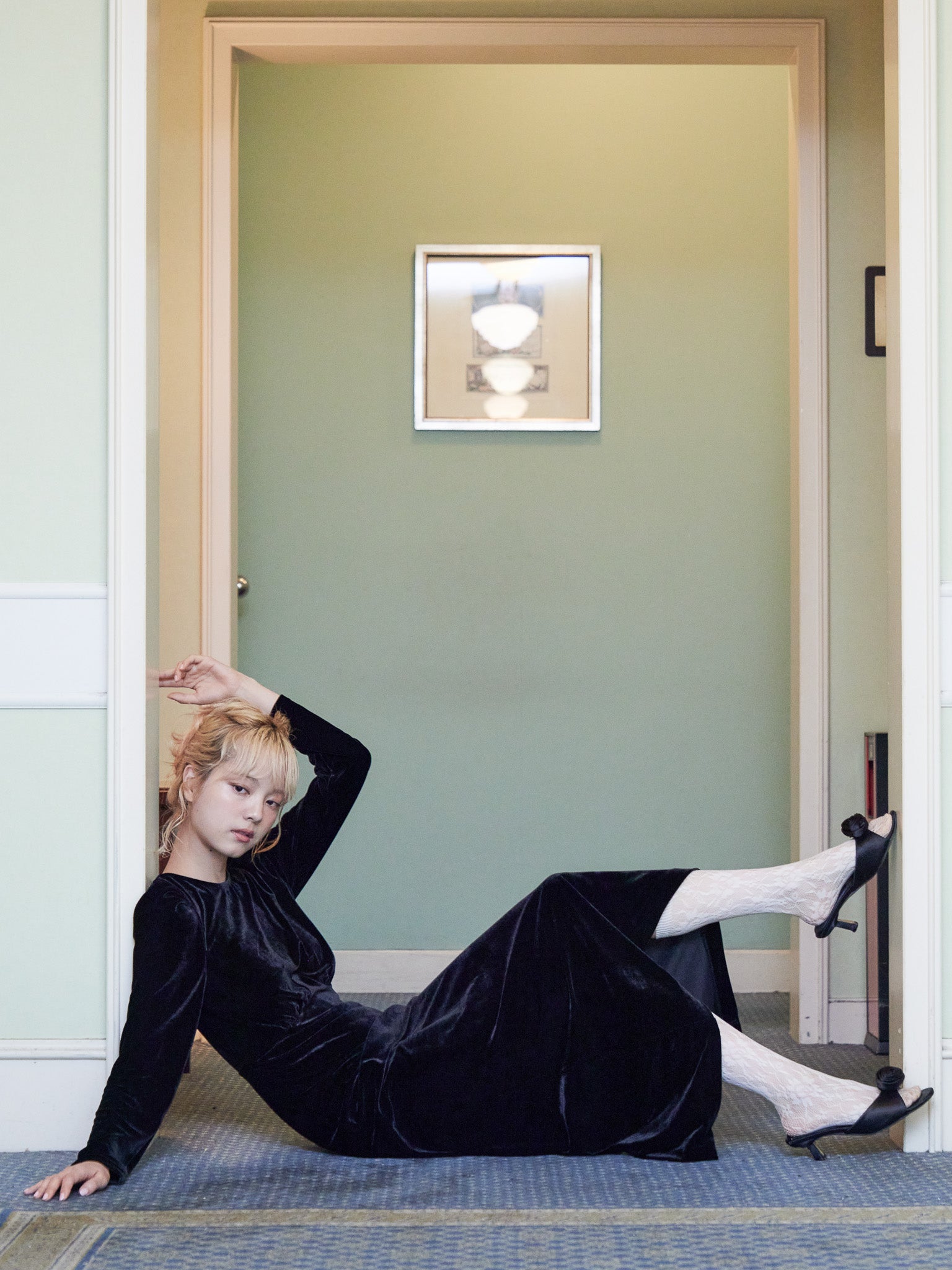 Ribbon embroidered velour dress & tippet ブラック size:M model:163cm MINAMI