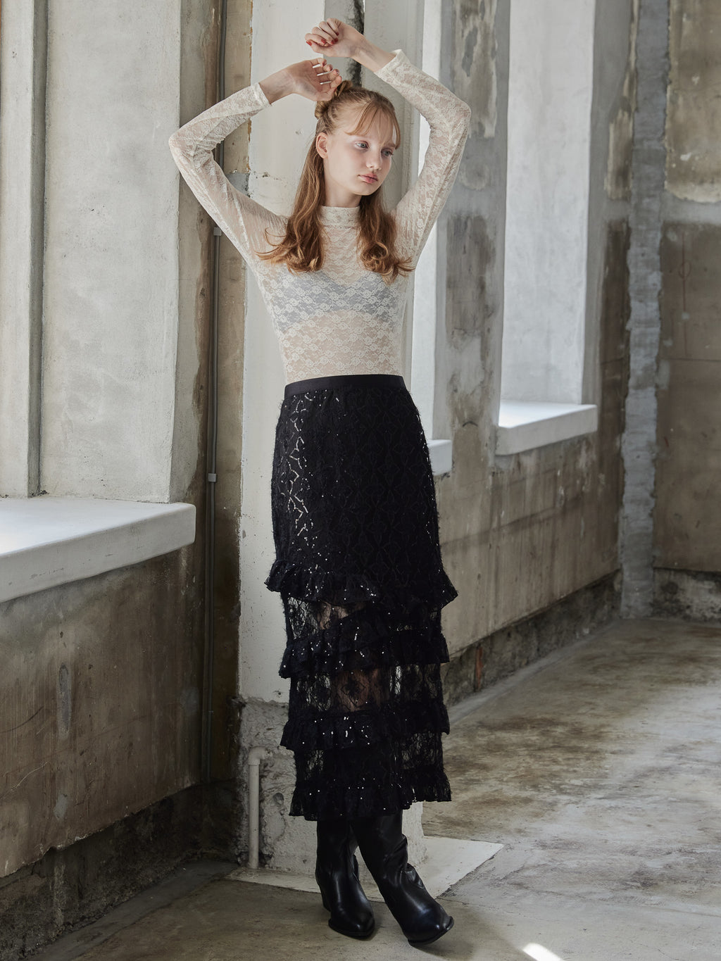 Shiny lace tiered skirt ブラック size:M model:173cm DASHA.G