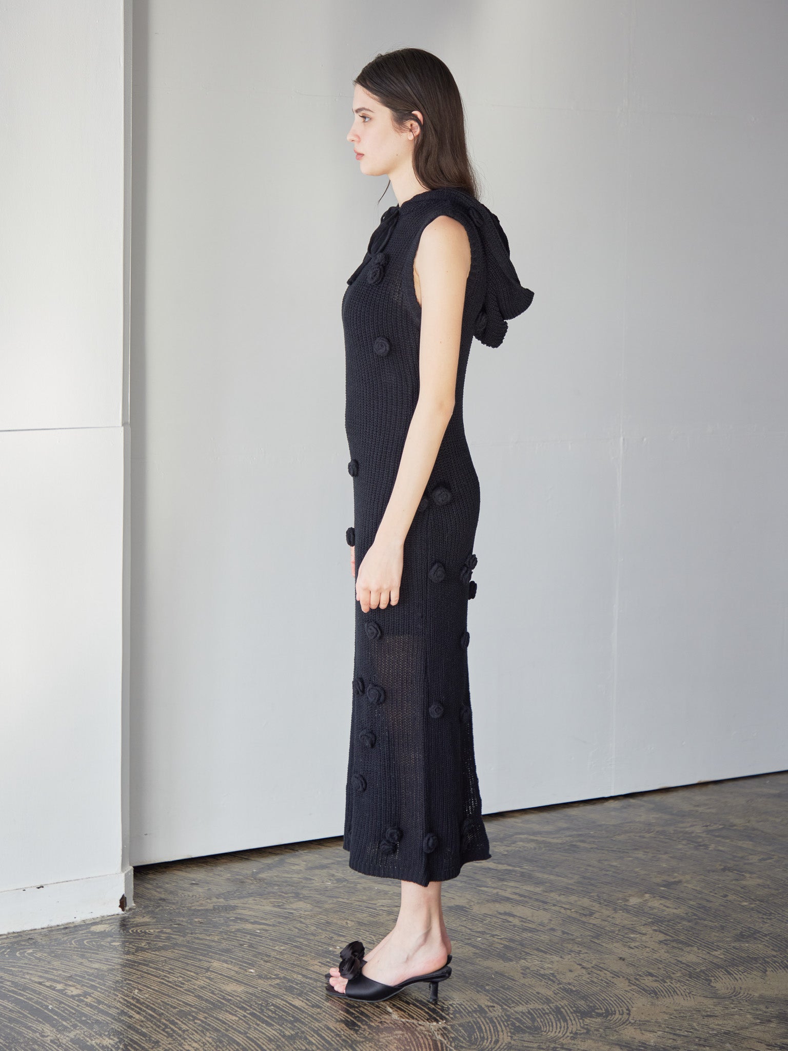 Rose knit hoodie dress ブラック size:M model:172cm GINEVRA
