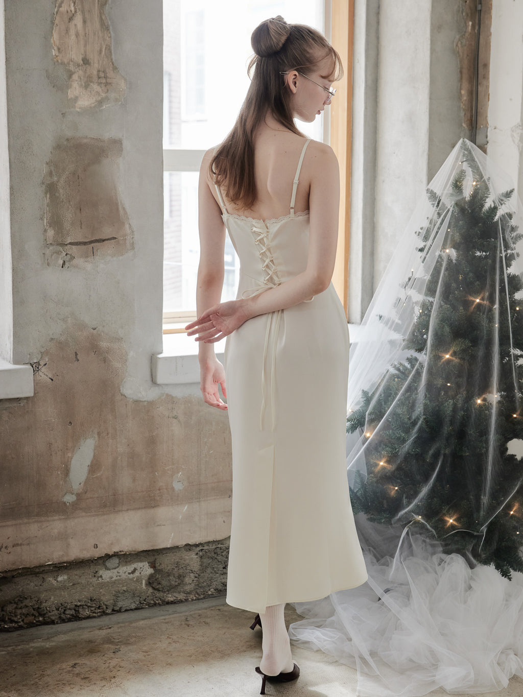 Ribbon embroidered satin cami dress アイボリー size:M model:173cm DASHA.G