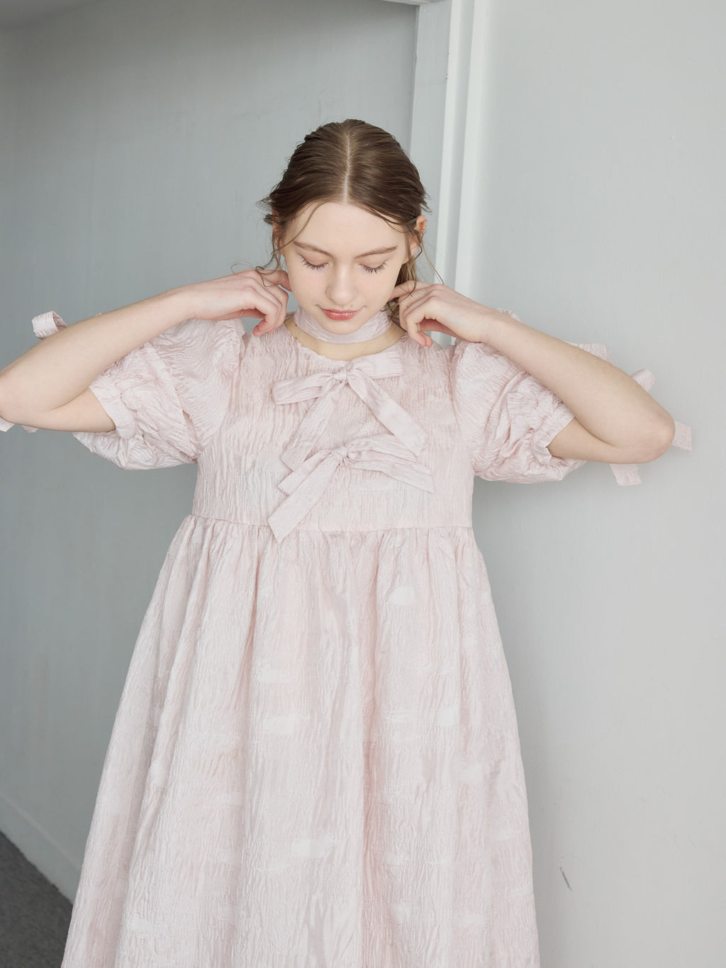 Ribbon jaquard volume dress ピンク size:M model:171cm ANIUTA