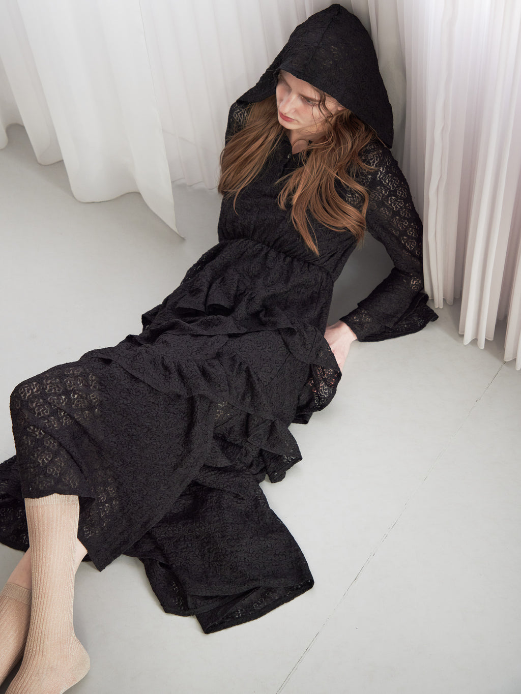 Hoodie race dress ブラック size:M model:174cm LERA