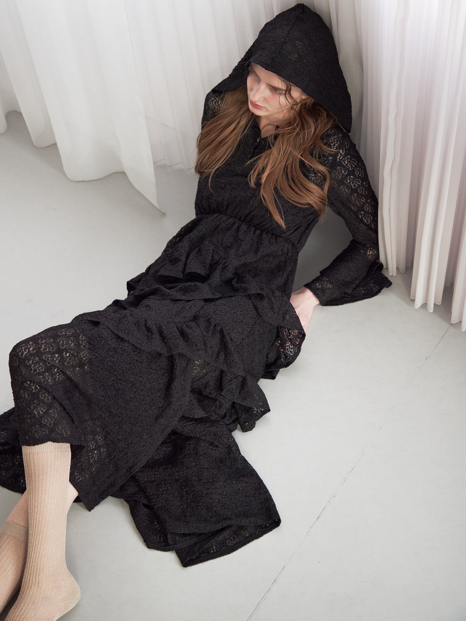 Hoodie race dress ブラック size:M model:174cm LERA