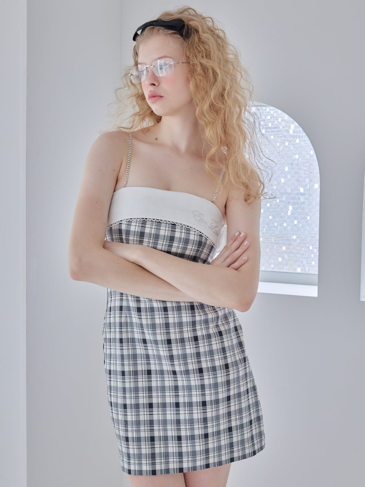 Rhinestone mini dress チェック size:M model:173cm Olesia