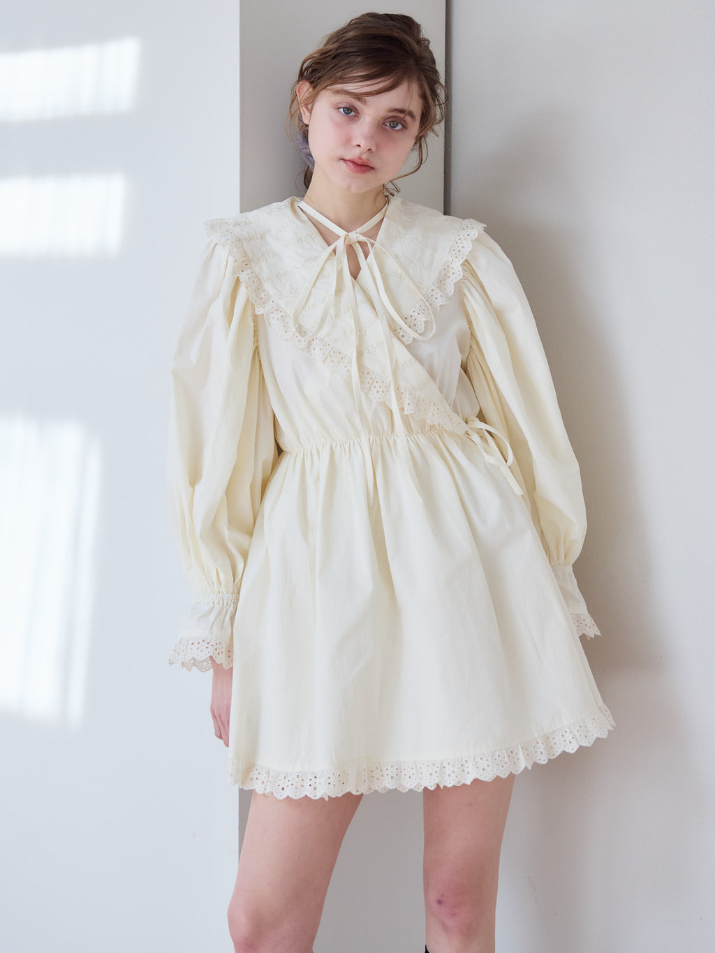 French letter collar wrap mini dress クリーム size:M model:174cm KATERYNA