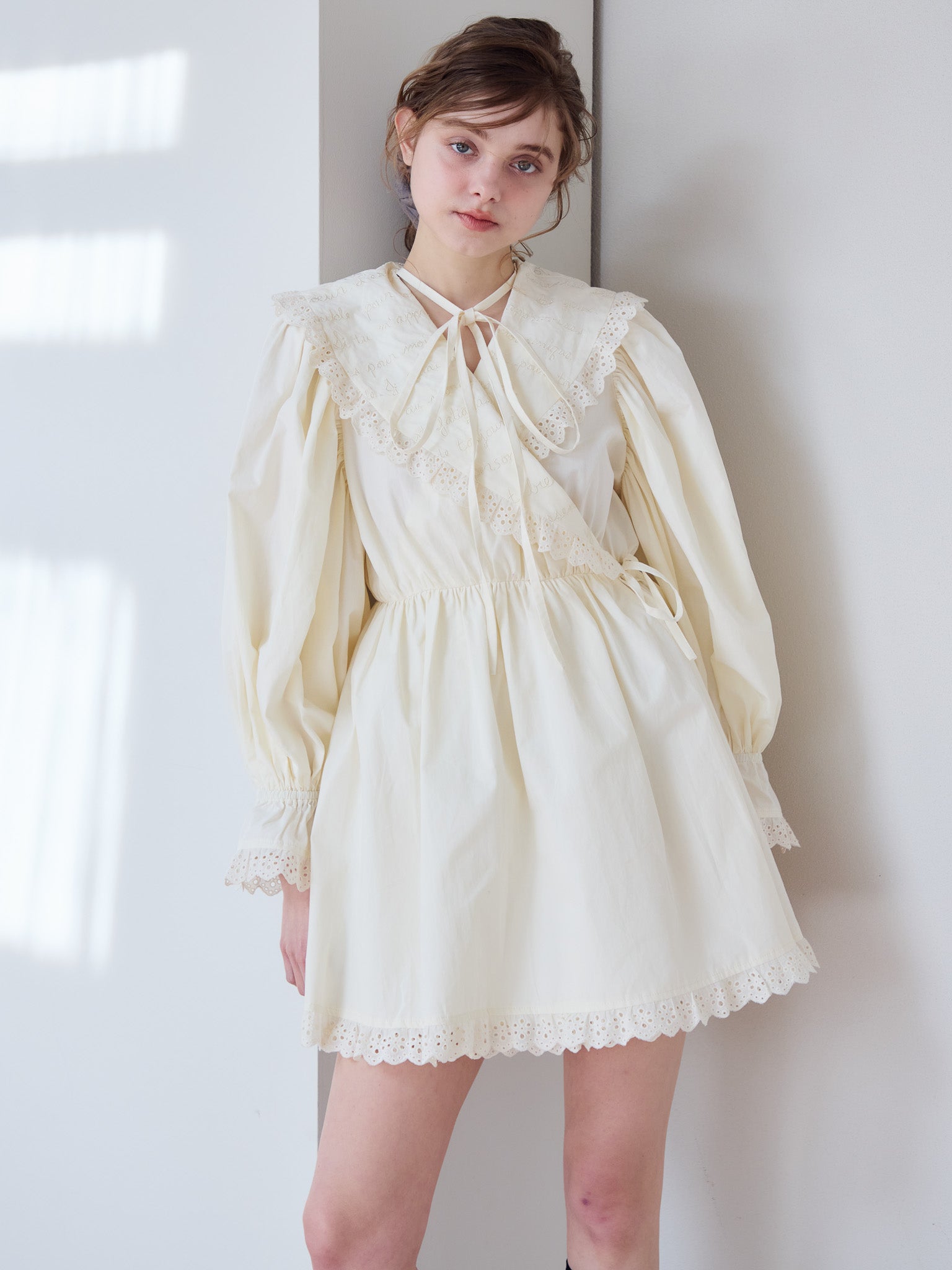 French letter collar wrap mini dress クリーム size:M model:174cm KATERYNA