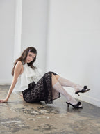 Ribbon embroidered lace tight skirt ブラック