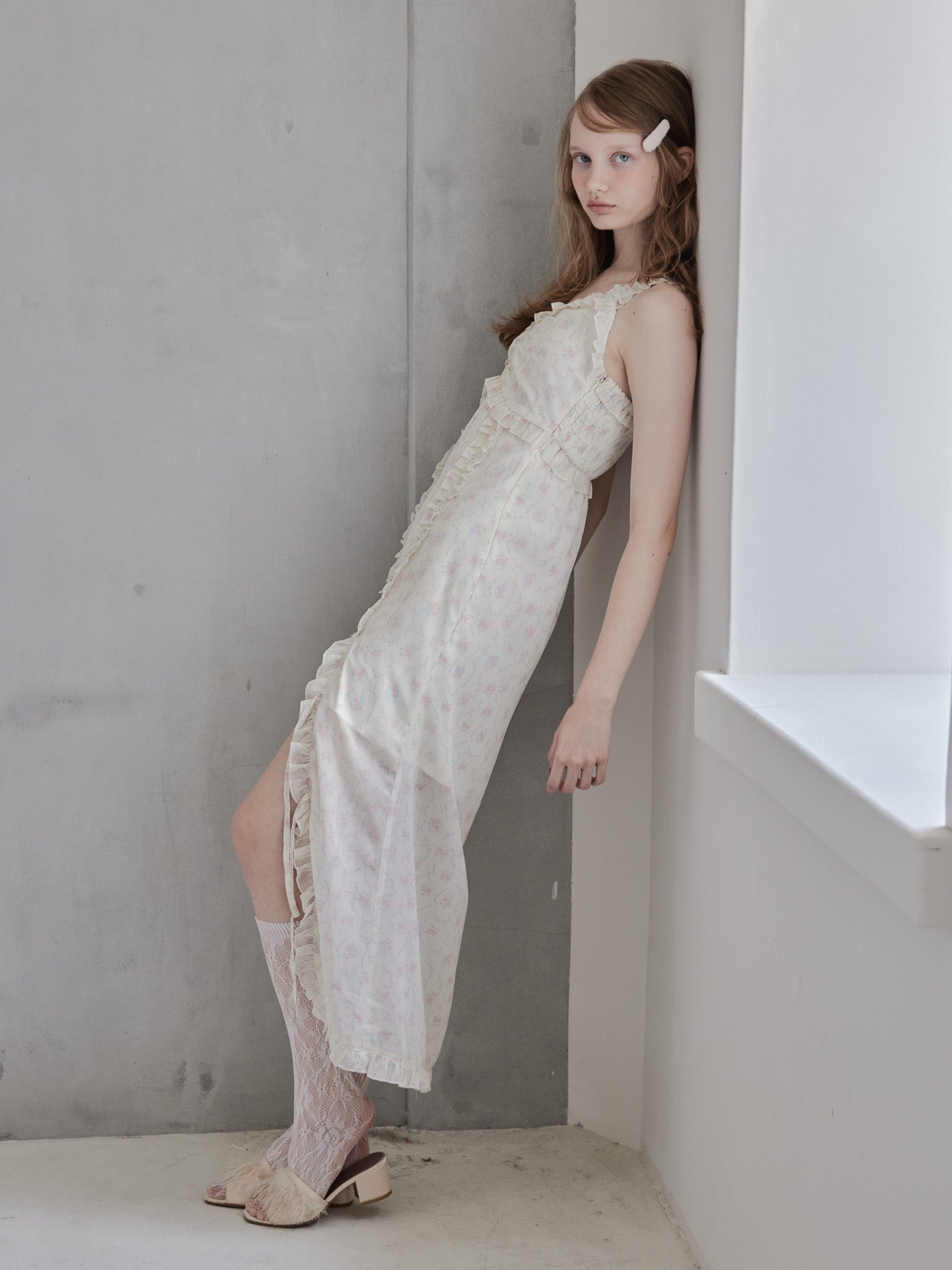 Frill slit cami dress ホワイト size:M model:173cm DASHA.G