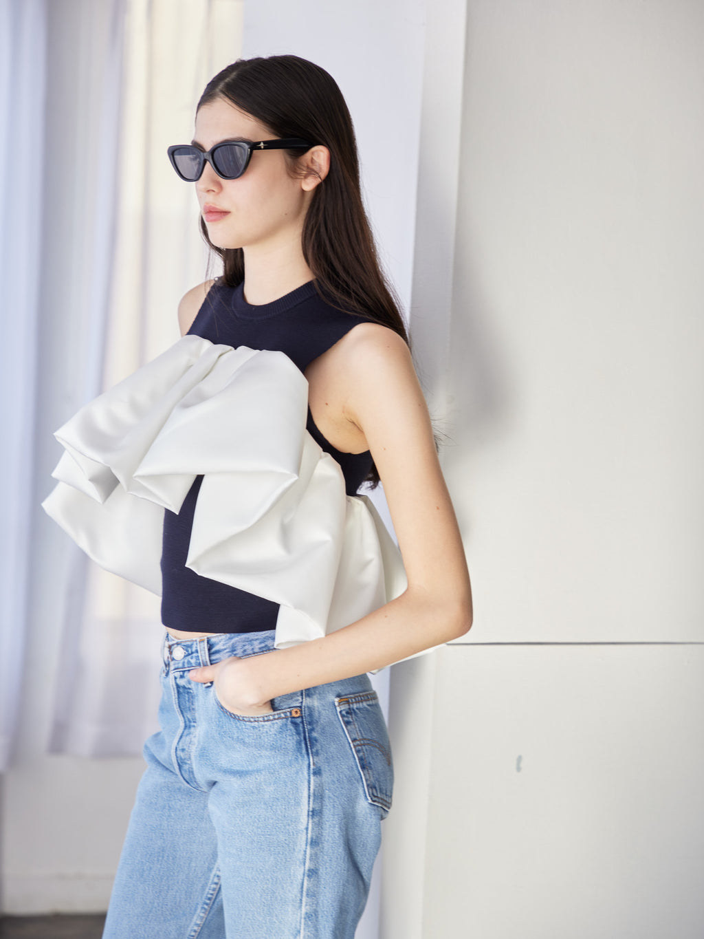 Voluminous frill knit top ネイビー size:M model:172cm GINEVRA