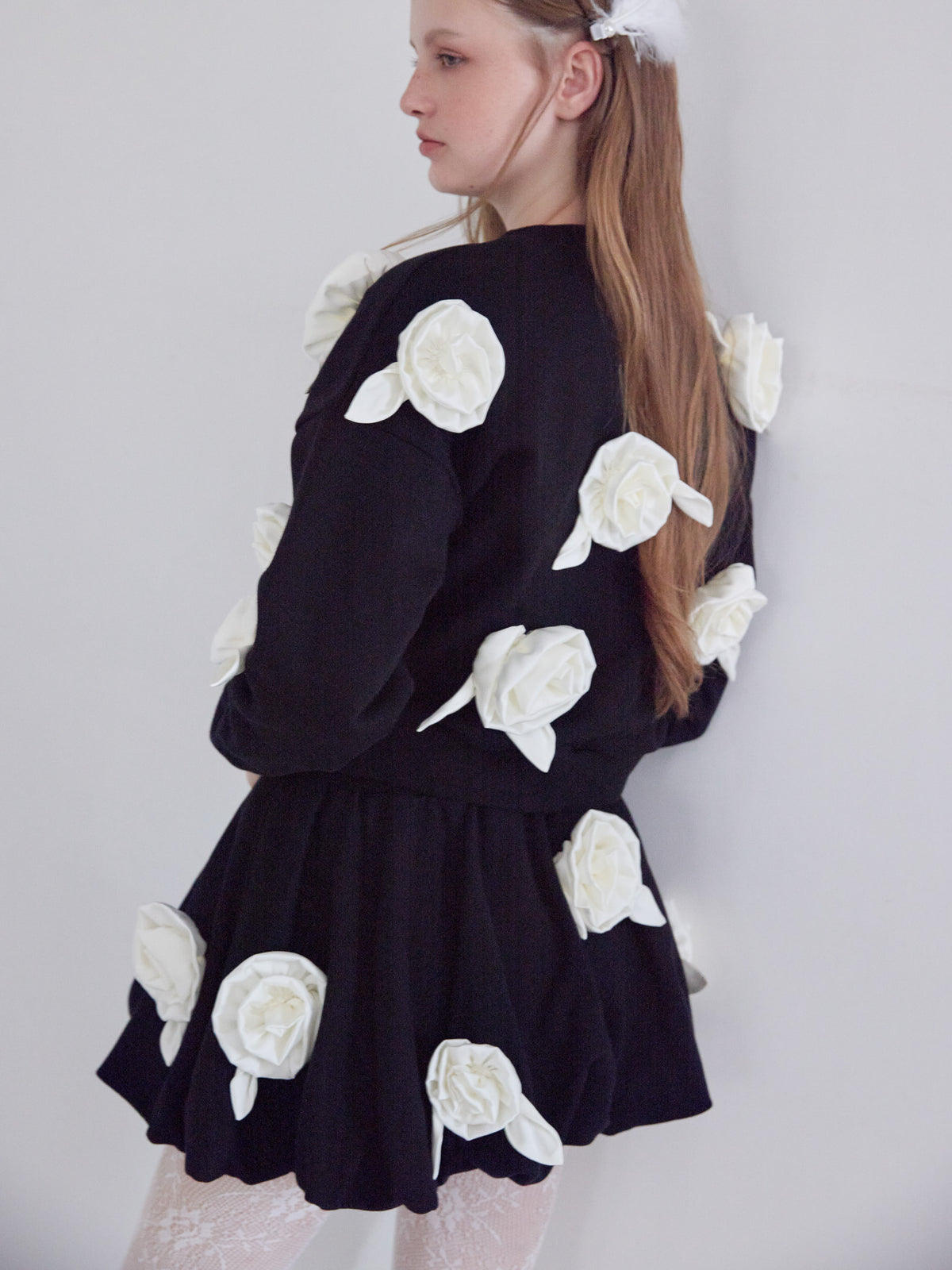 Many rose sweat top ブラック size:M model:173cm ALINA