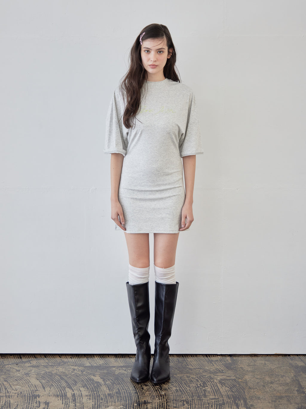 Logo T-shirt dress グレー size:M model:172cm GINEVRA