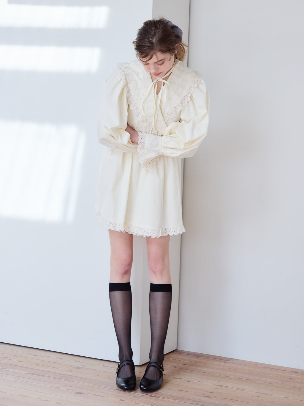 French letter collar wrap mini dress クリーム size:M model:174cm KATERYNA