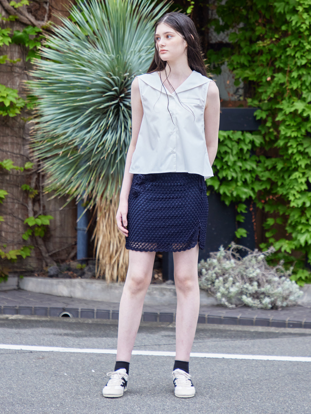 Rose crochet mini skirt ネイビー size:M model:170cm ALICE