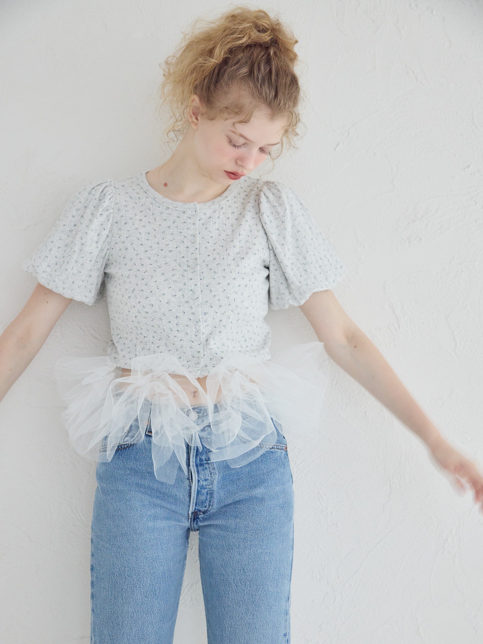Tulle hem small floral print cardigan グレー size:M model:173cm Olesia
