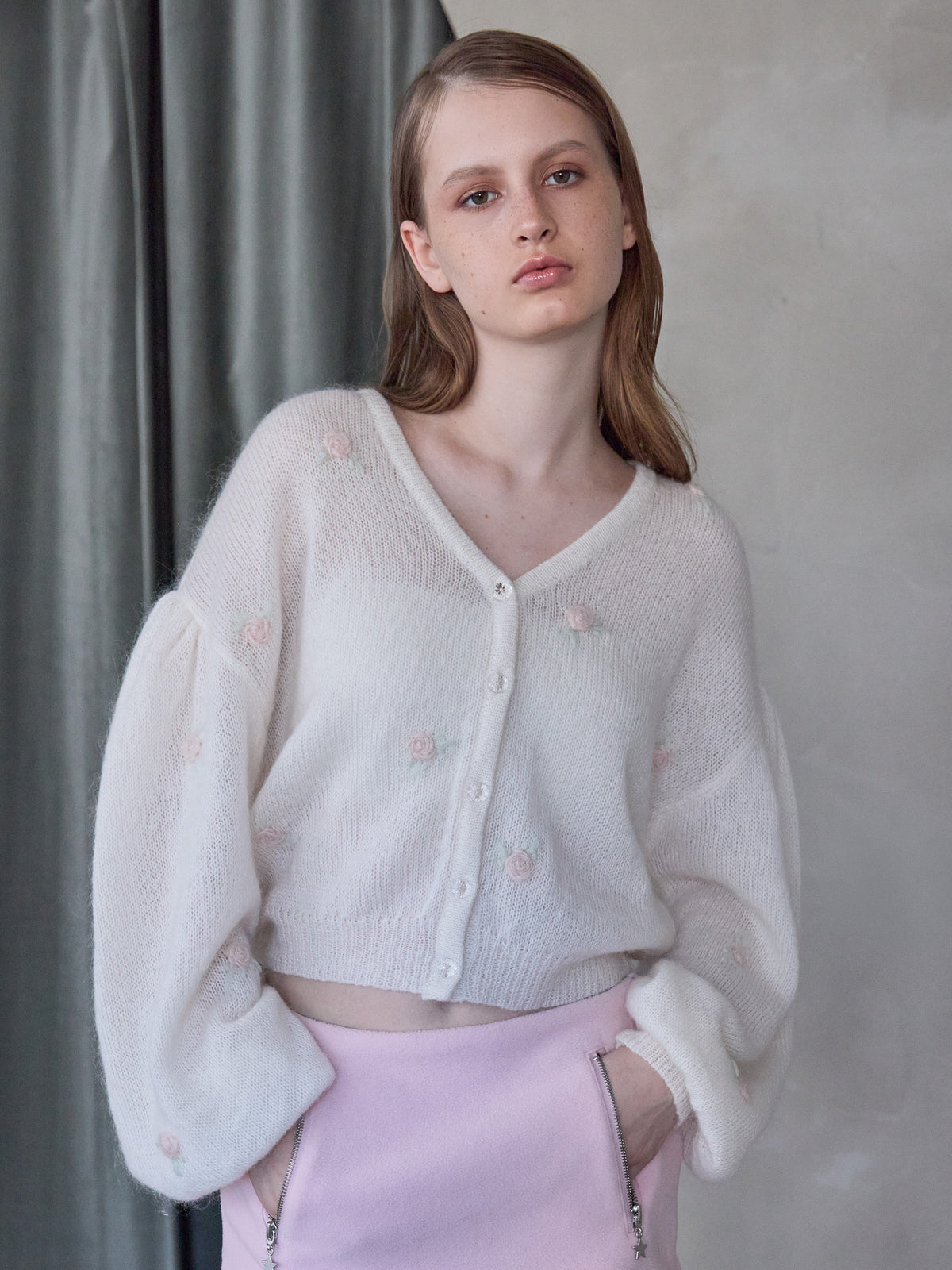 Many rose embroidery cardigan ホワイト size:M model:173cm ALINA