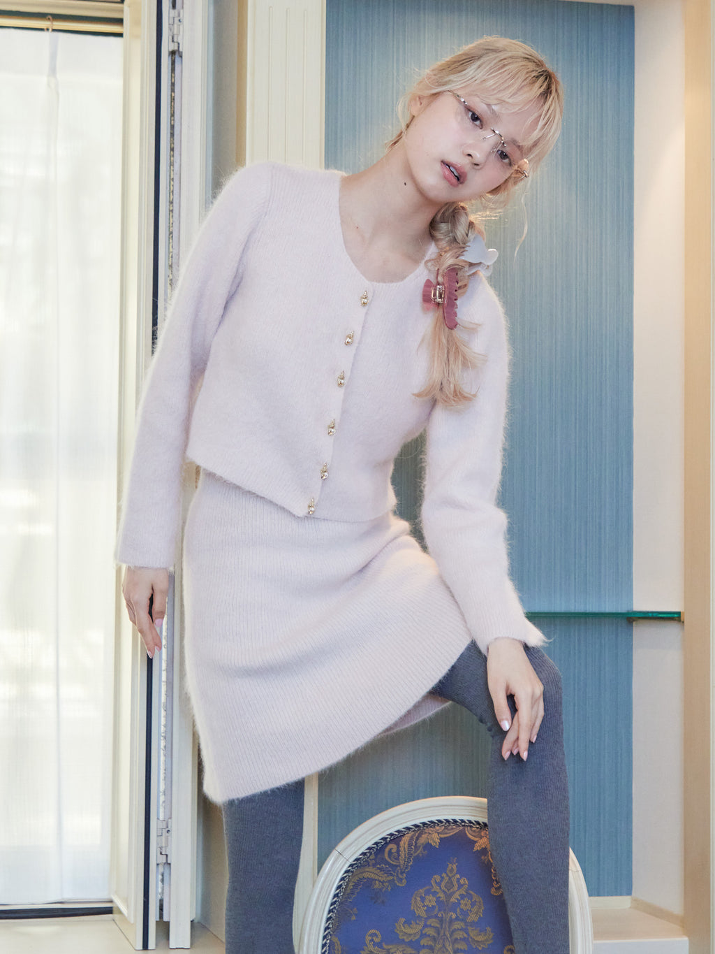 Shaggy mini skirt ピンクベージュ size:M model:163cm MINAMI