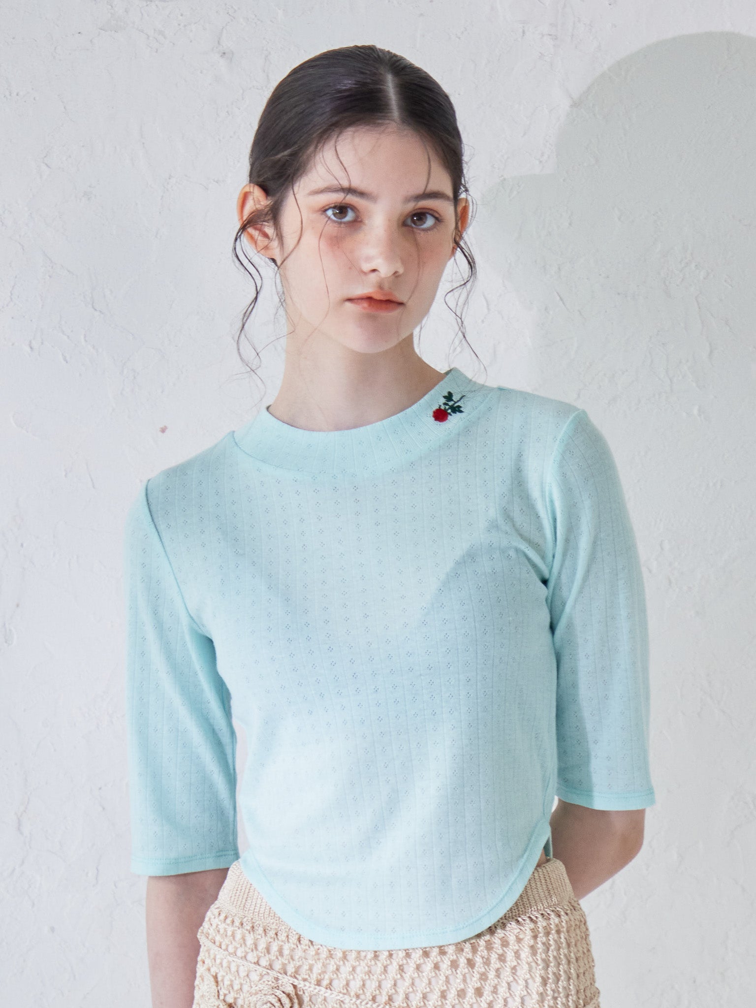 Rose embroidery eyelet short top ミント size:M model:170cm ALICE