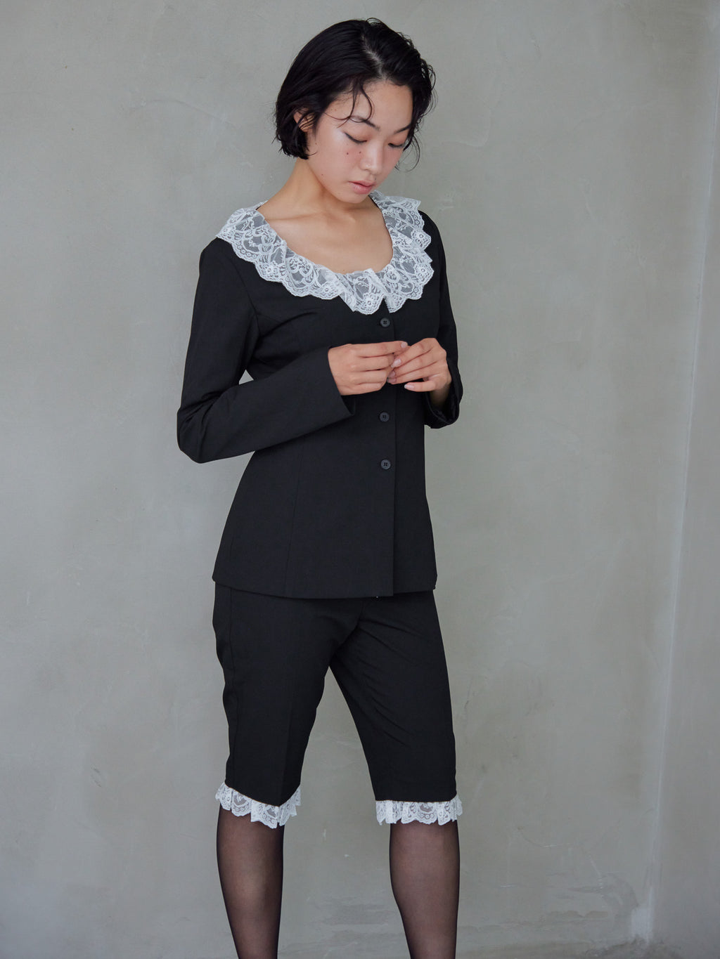 Hem lace sabrina pants ブラック size:M model:161cm 富樫かなえ