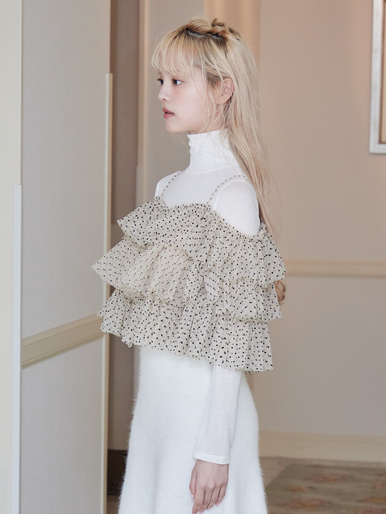 Dot tulle ruffle & knit top set ベージュ size:M model:163cm MINAMI