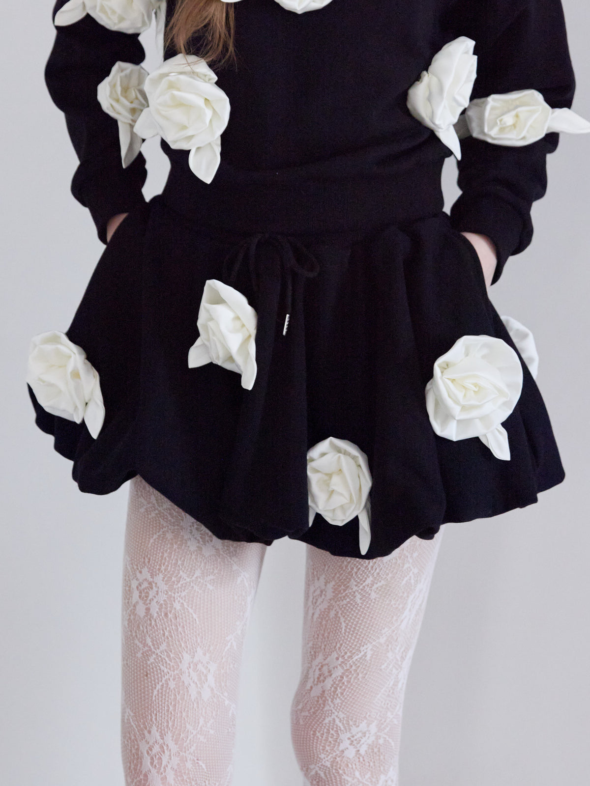 Many rose sweat balloon skirt ブラック size:M model:173cm ALINA