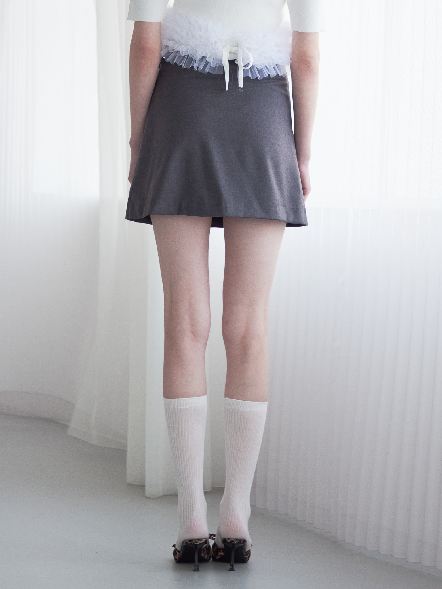 Rose mini skirt グレー size:M model:174cm LERA