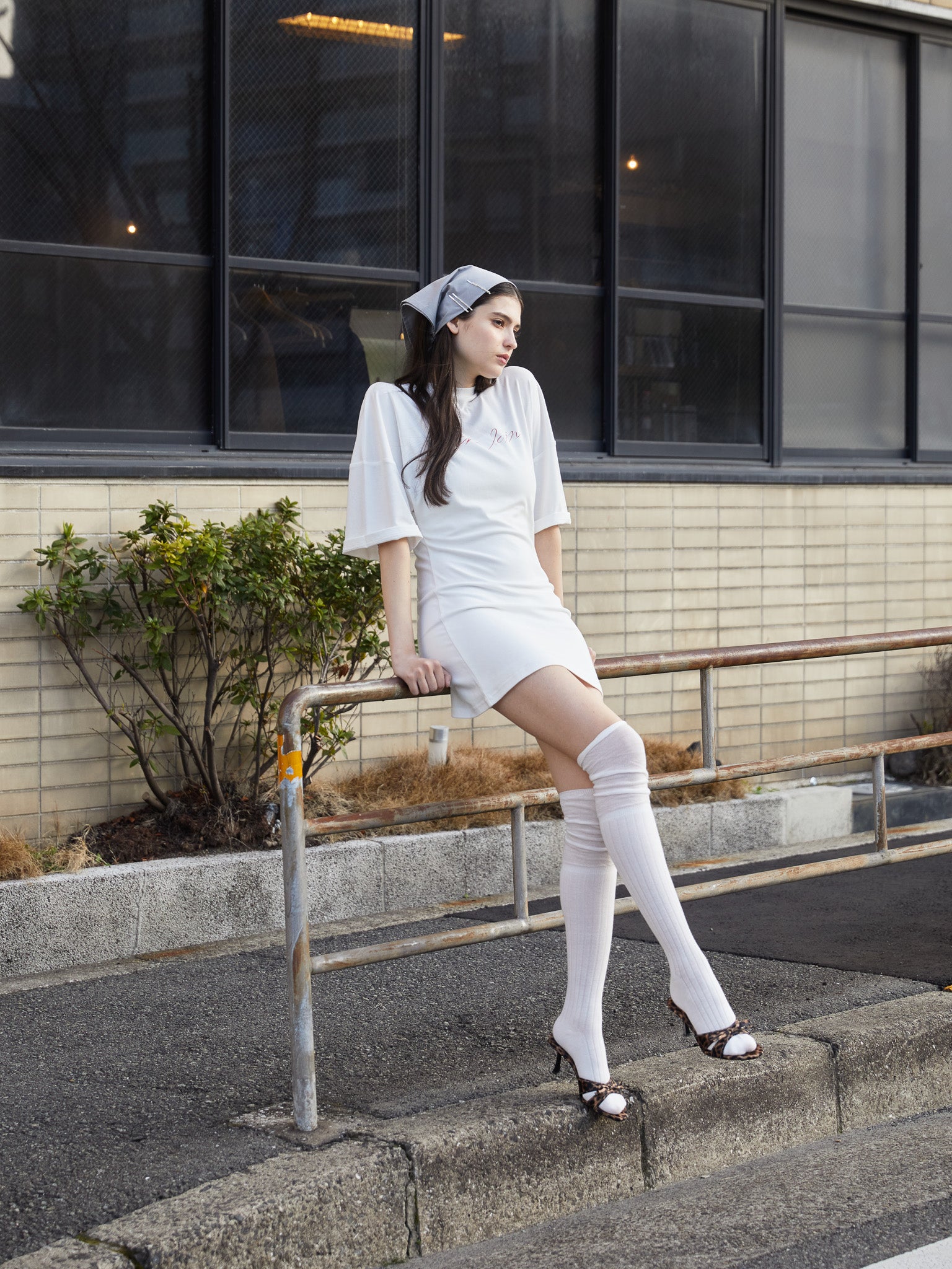 Logo T-shirt dress ホワイト size:M model:172cm GINEVRA