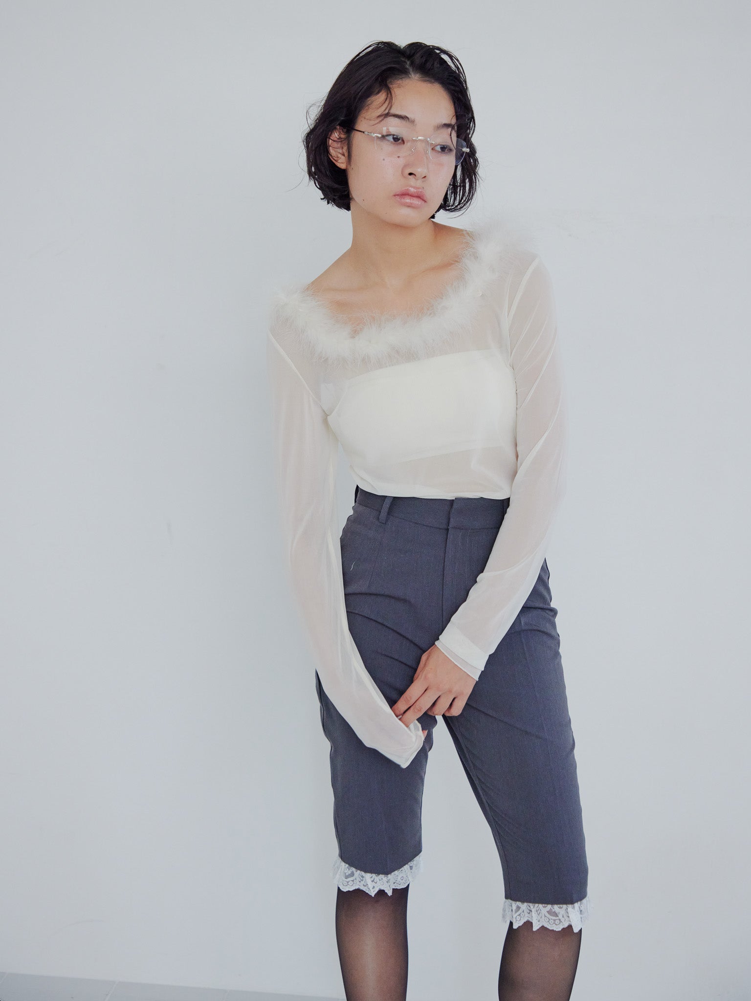 Fur trimmed sheer top クリーム size:M model:161cm 富樫かなえ