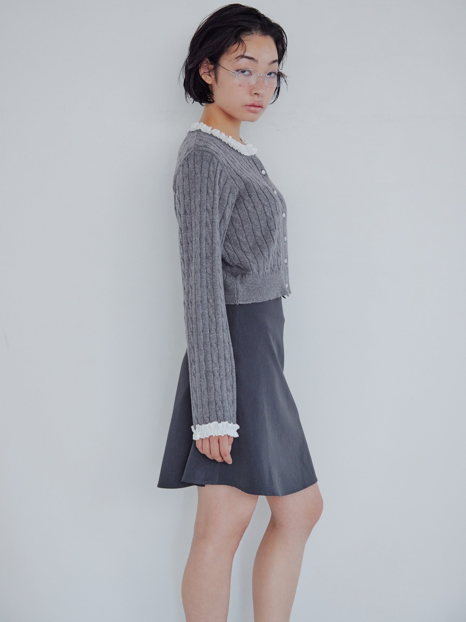 Frilly cable knit cardigan グレー size:M model:161cm 富樫かなえ