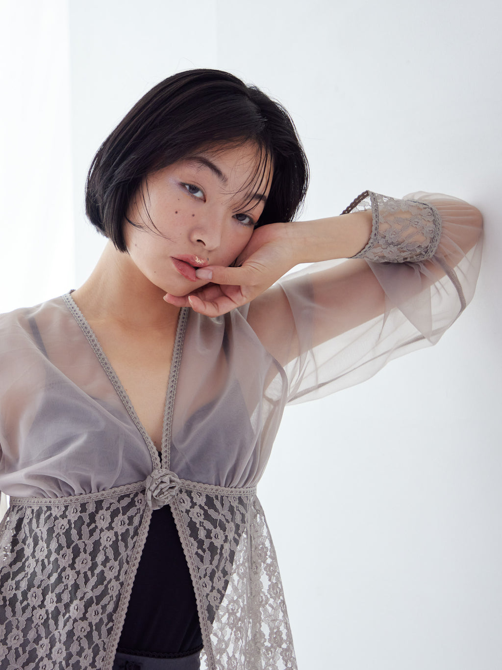 Rose sheer blouse グレー size:M model:161cm 富樫かなえ